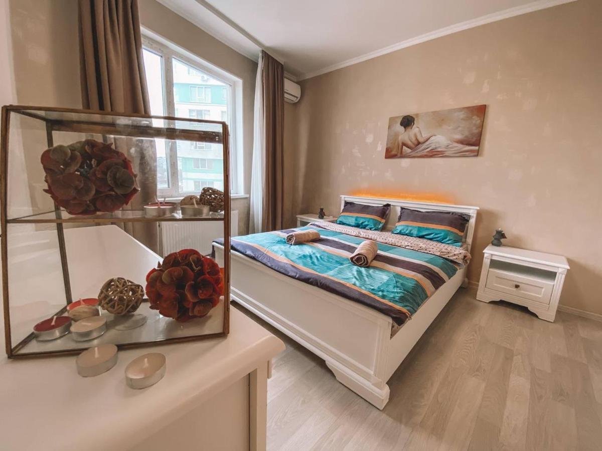 Luxury Sky Apartment Kischinau Exterior foto