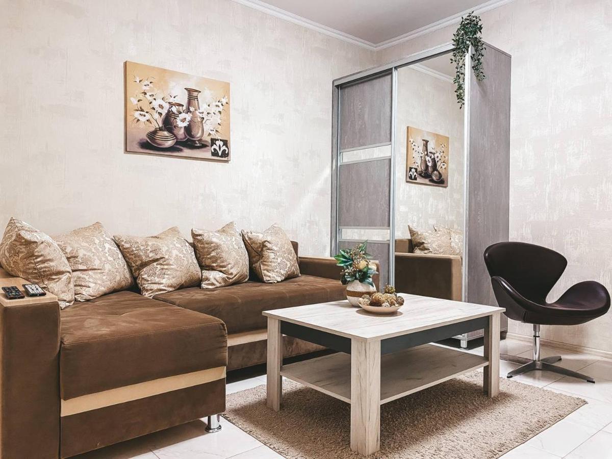 Luxury Sky Apartment Kischinau Exterior foto